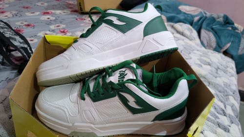 Customer photo review of SPADE Amazon Green Men's casual sneaker