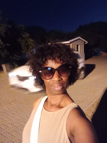 Customer photo review of Any 2 Brazilian Wigs for R1999