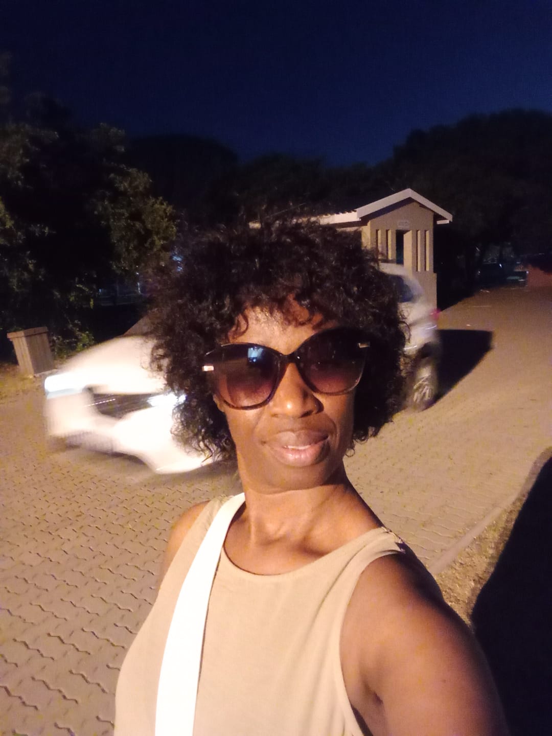 Customer photo review of Any 2 Brazilian Wigs for R1999