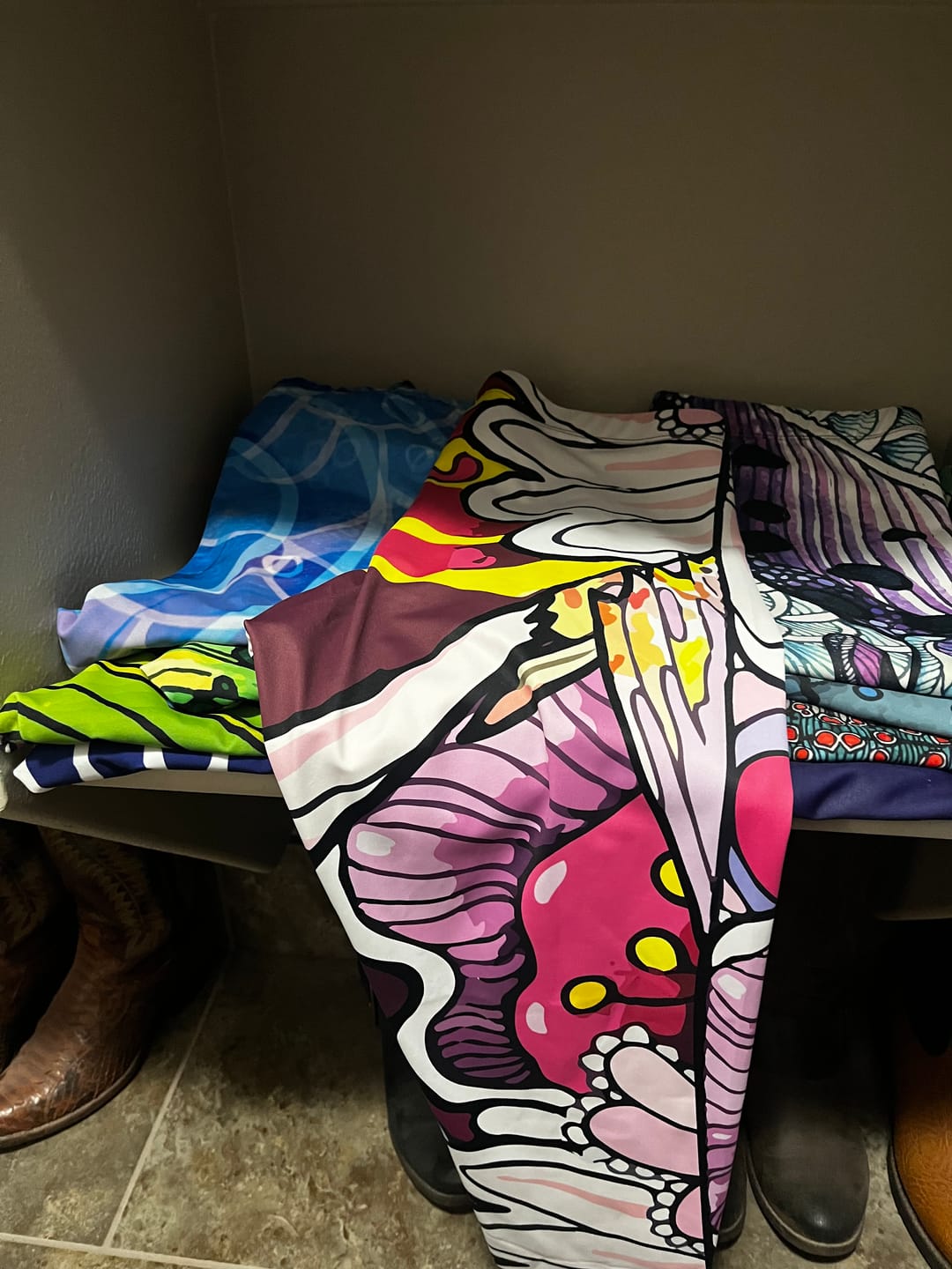 Customer photo review of REDtro Salmon Signature Leggings