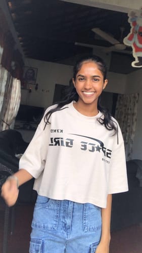 Customer photo review of Spice Up Oversize Crop T Shirt