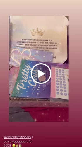 Customer video review of Pretty Girls Binder Set