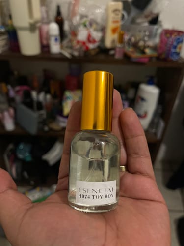 Customer photo review of H074 Inspirado en: Toy Boy - Moschino