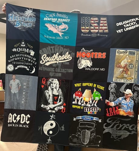 T-shirt quilt with beach, seafood themes