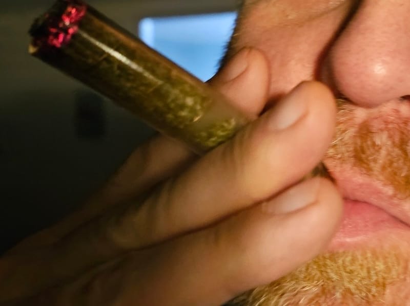 Customer photo review of Twisty Glass Blunt Original