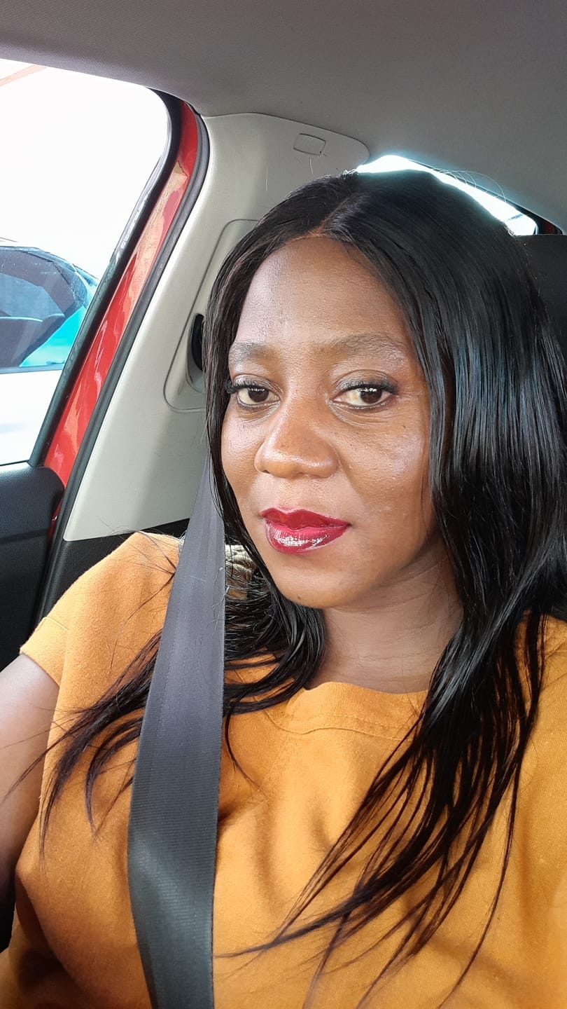 Customer photo review of Peruvian 5x5 Lace Wig - Straight