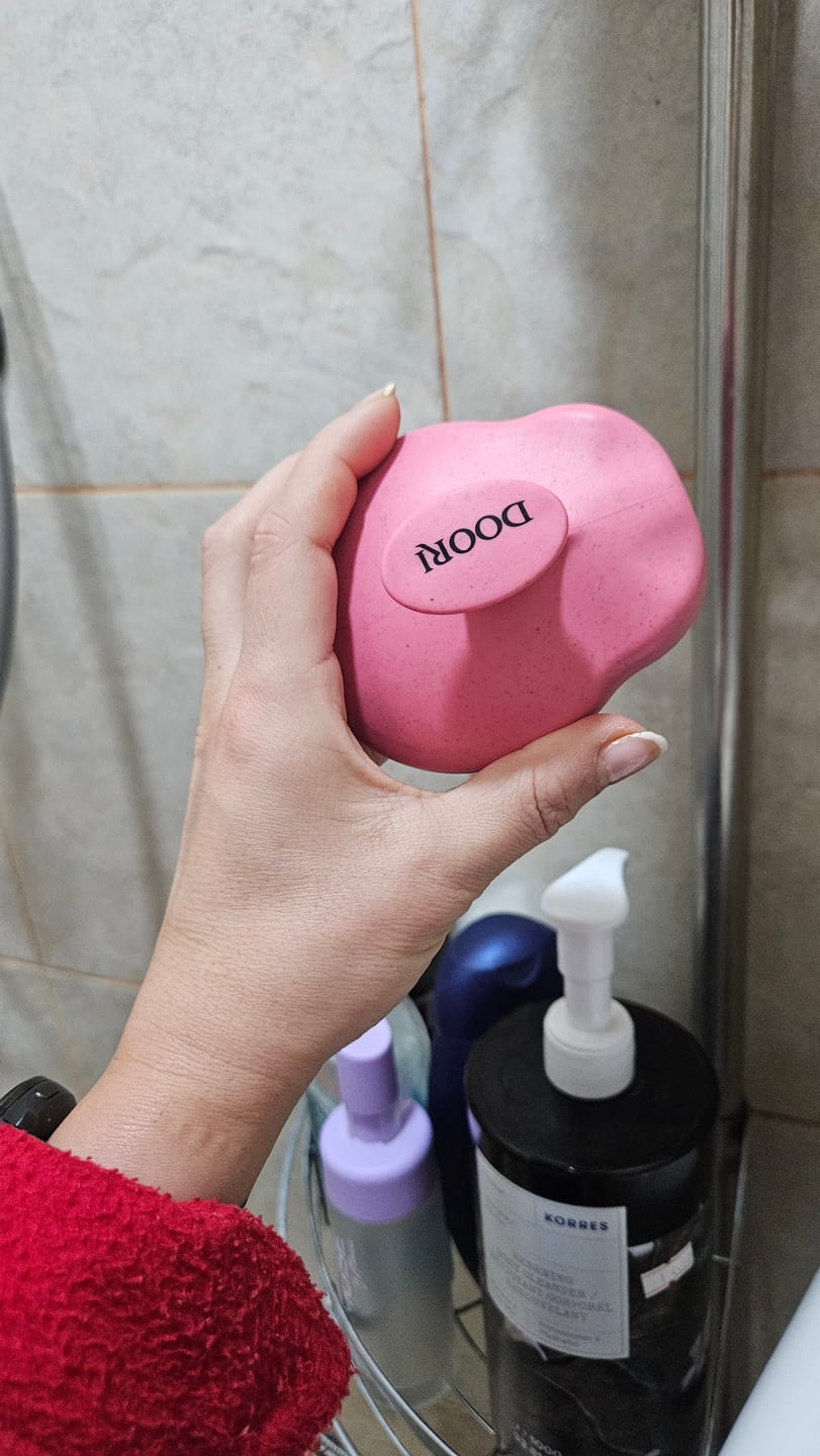 Customer photo review of Масажна ЕКО четка за скалп Doori