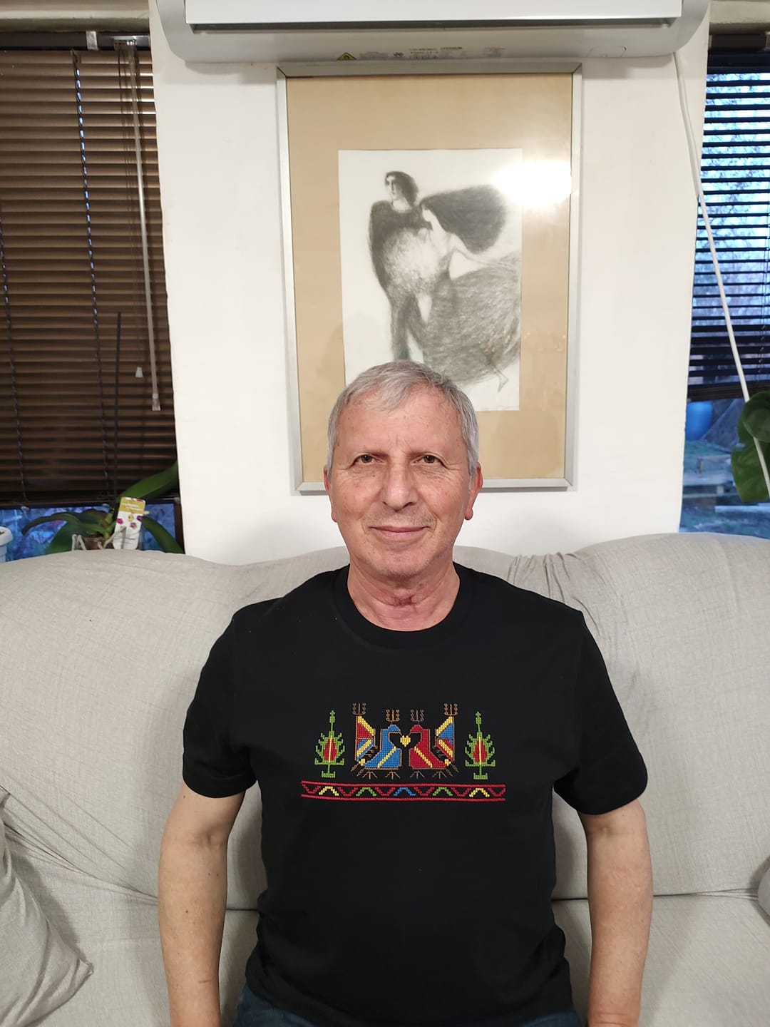 Customer photo review of Тениска "Петли"