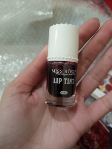 Customer photo review of Miss Rose Lip Tint