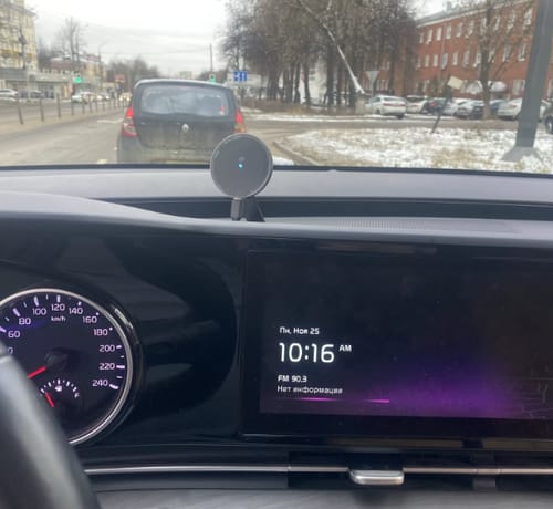 Customer photo review of MagSafe Car Mount Charger