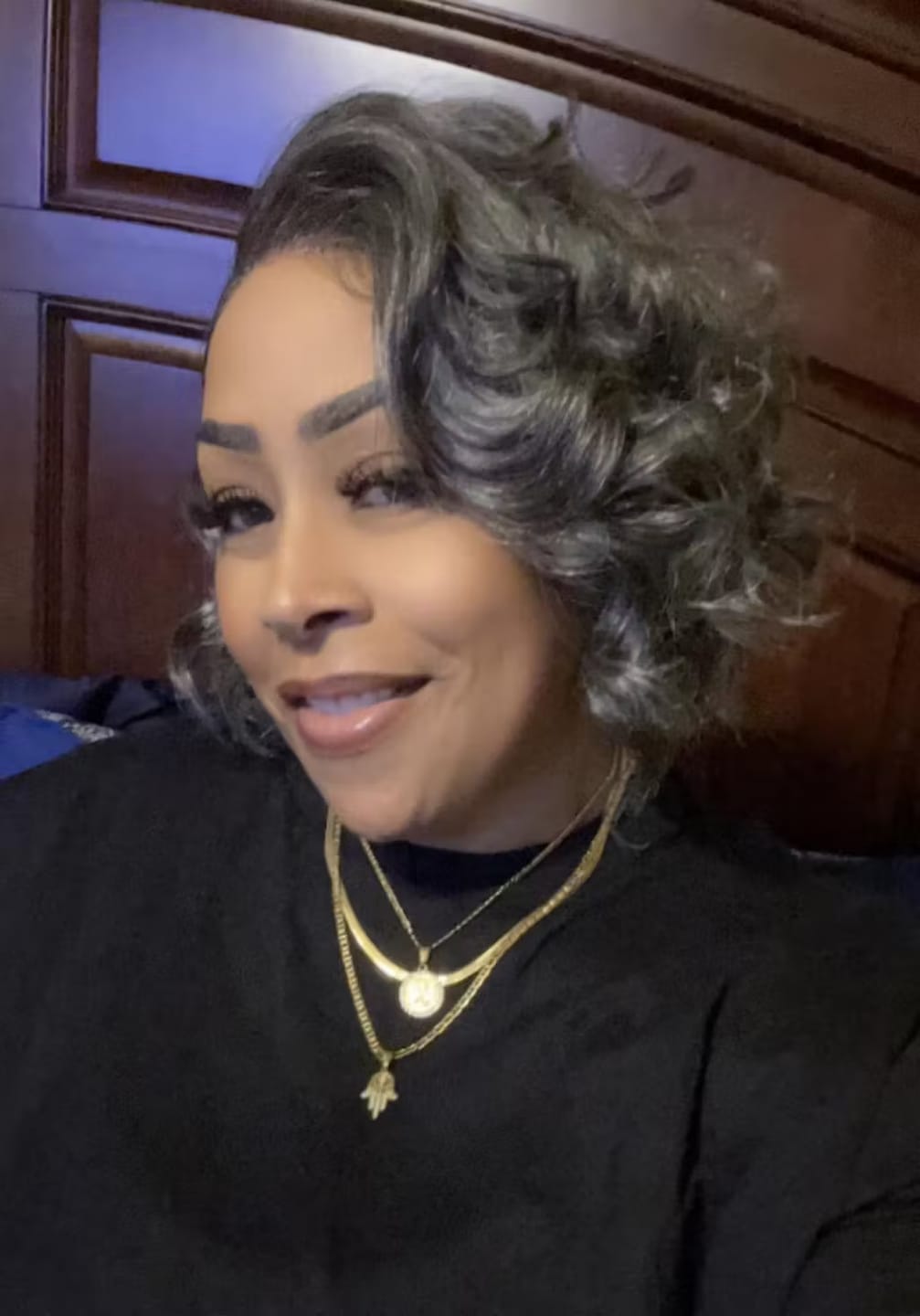 Customer photo review of Luvwin Salt And Pepper Wand Curl Kinky Hair 5x5 Pre-cut Lace Bob Wig