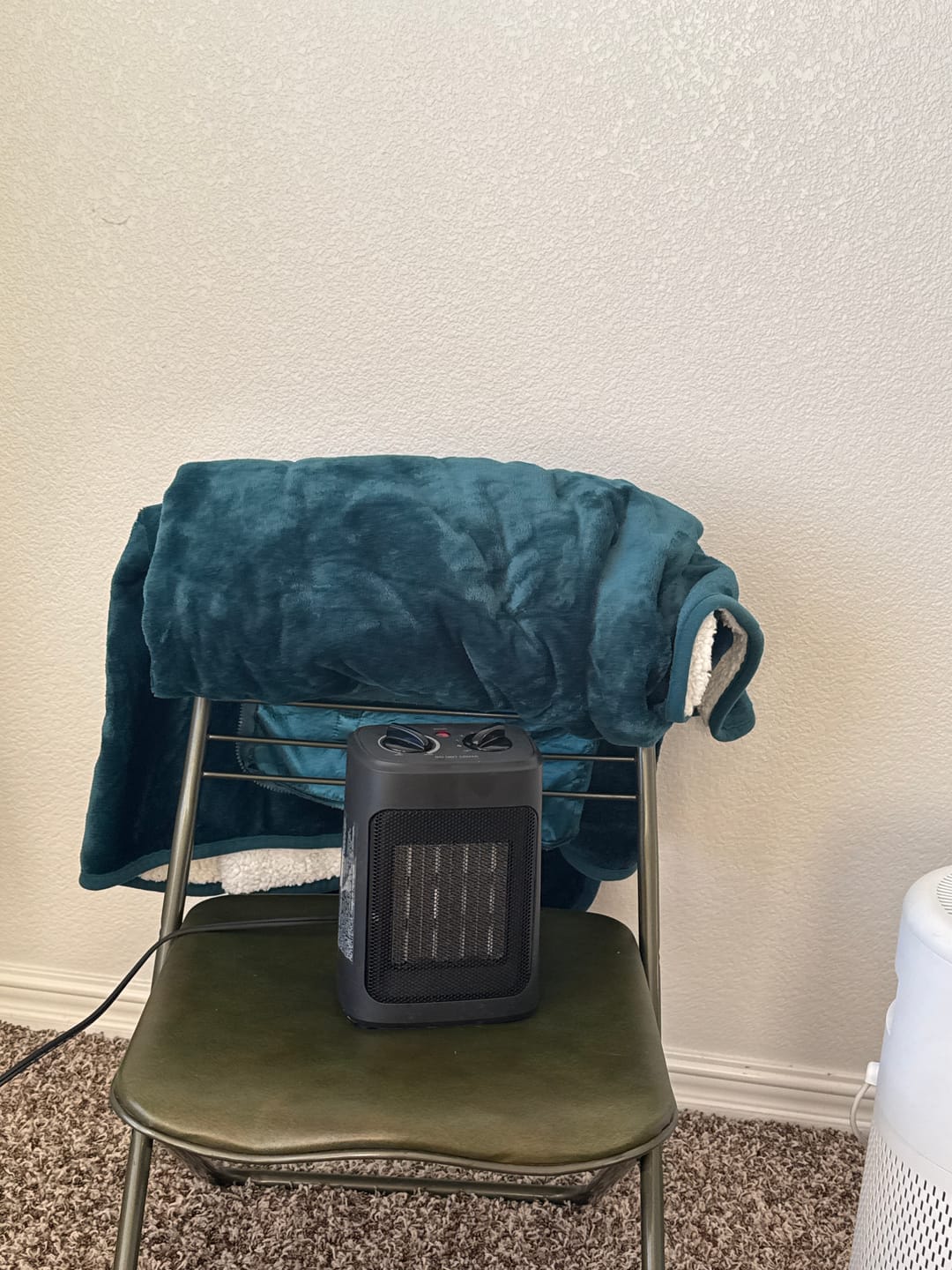 Customer photo review of Waterproof Splash blanket™️ - Emerald Green The OG