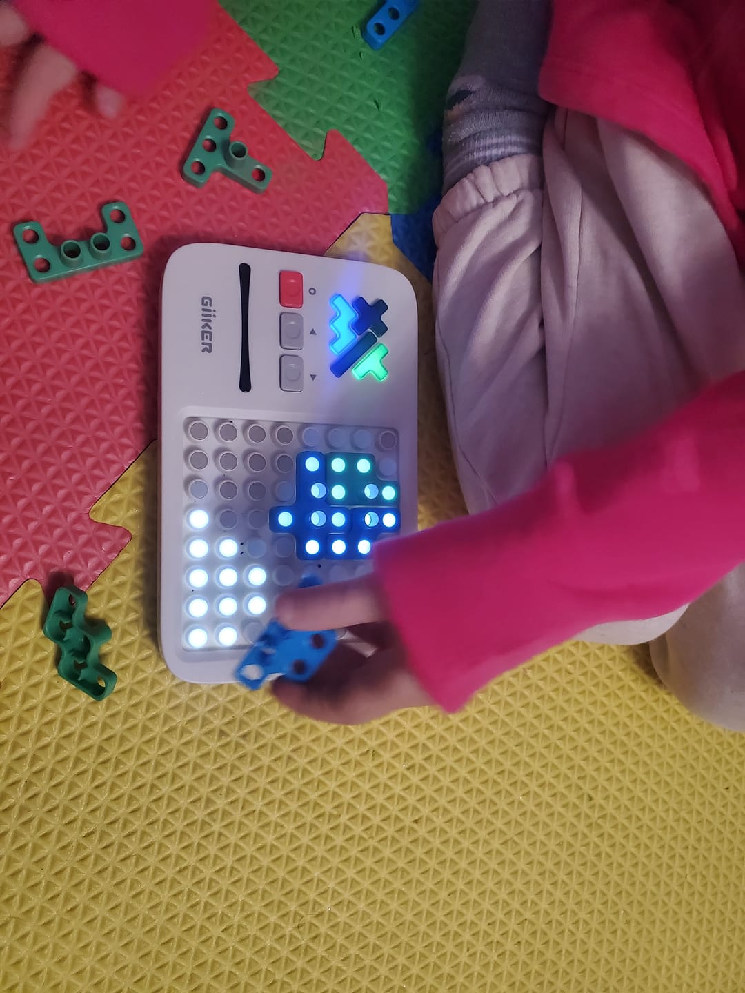Customer photo review of GiiKER Super Blocks Puzzle Games