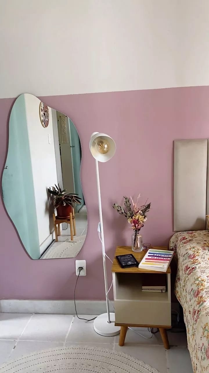 Customer photo review of Luminária de Chão Articulada com Pedestal 360°