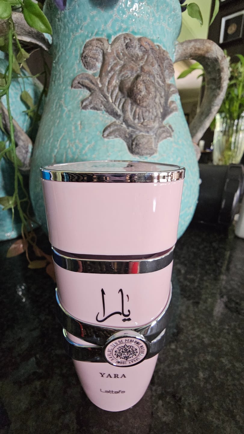Customer photo review of Yara lattafa 100ml Eau de Parfum