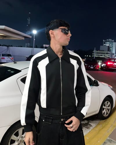 Customer photo review of Black And White Colorblock Shoulder Pad Cropped Jacket