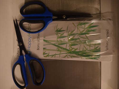 Customer photo review of Happy Hydro Trimming & Drying Kit 4-Tier Drying Rack Bundle Trimming Scissors