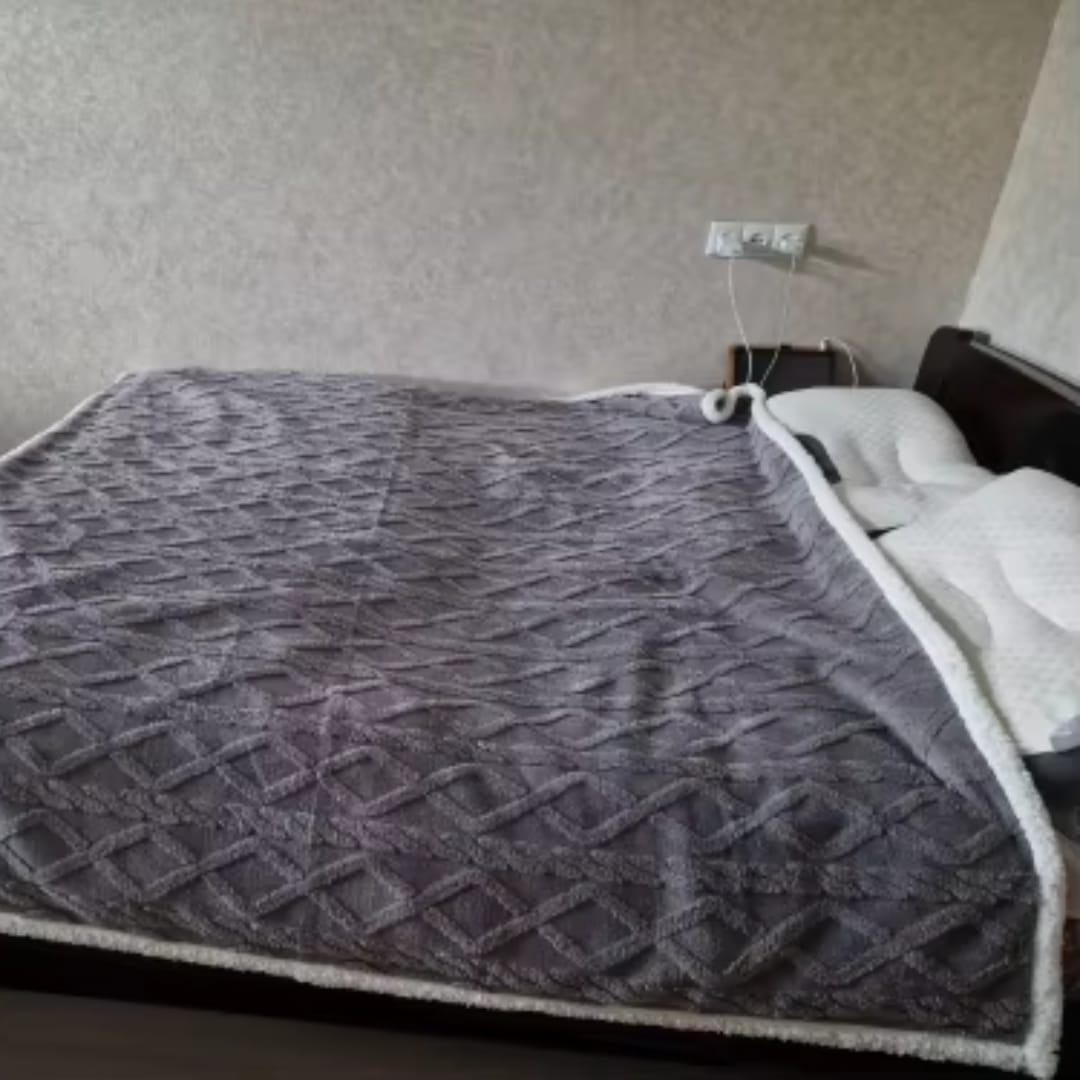 Customer photo review of Dicke Winter Lammwoll-Decke - WarmWool