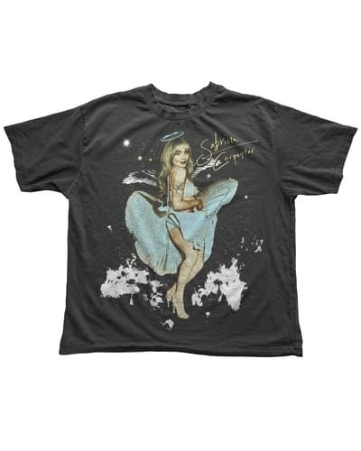 Customer photo review of Street Tee Mockup