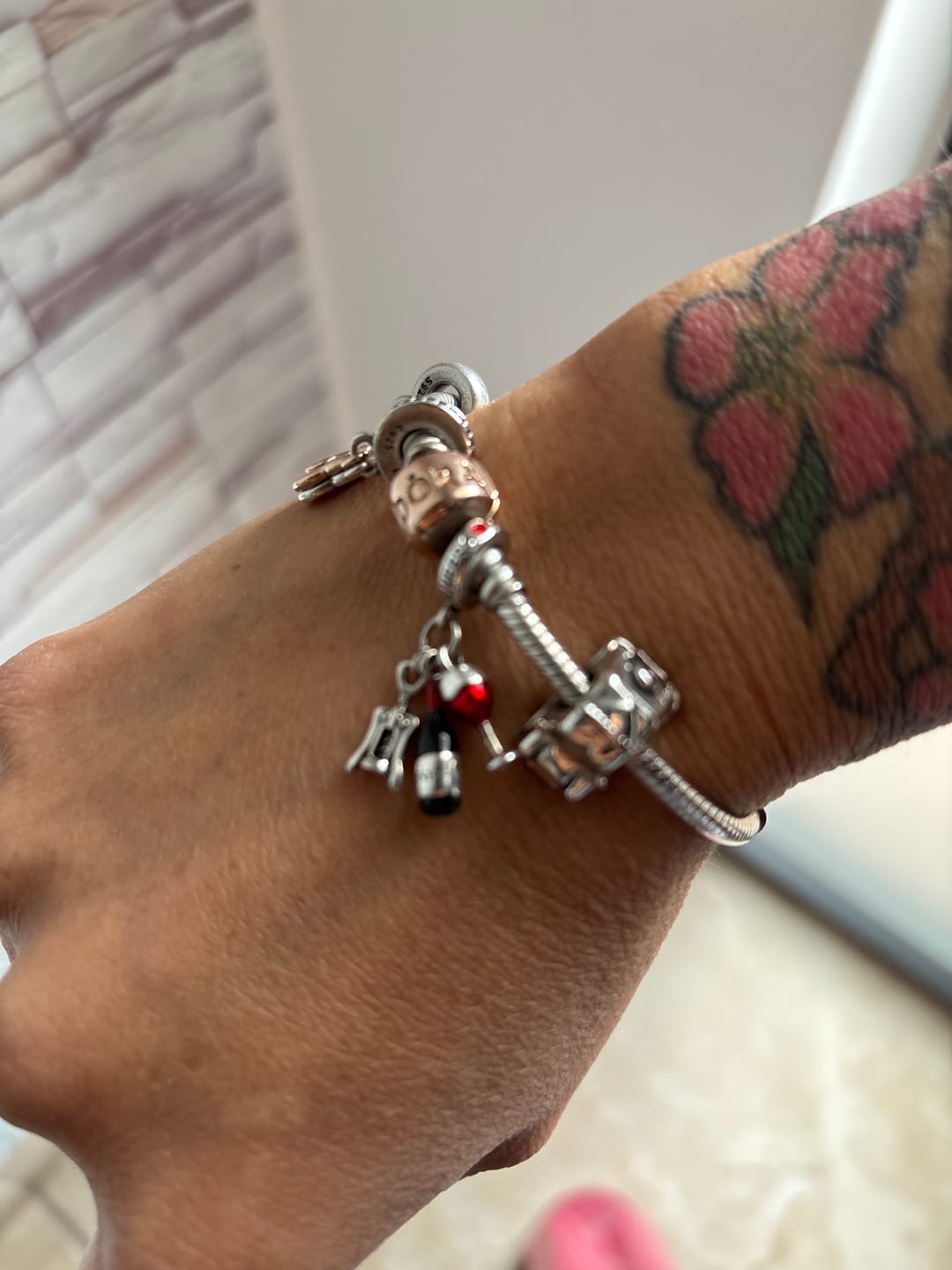 Customer photo review of Charm Vino