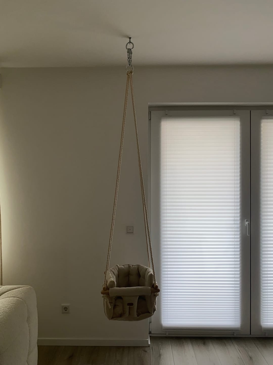 Customer photo review of Premium Cappuccino White Schaukel
