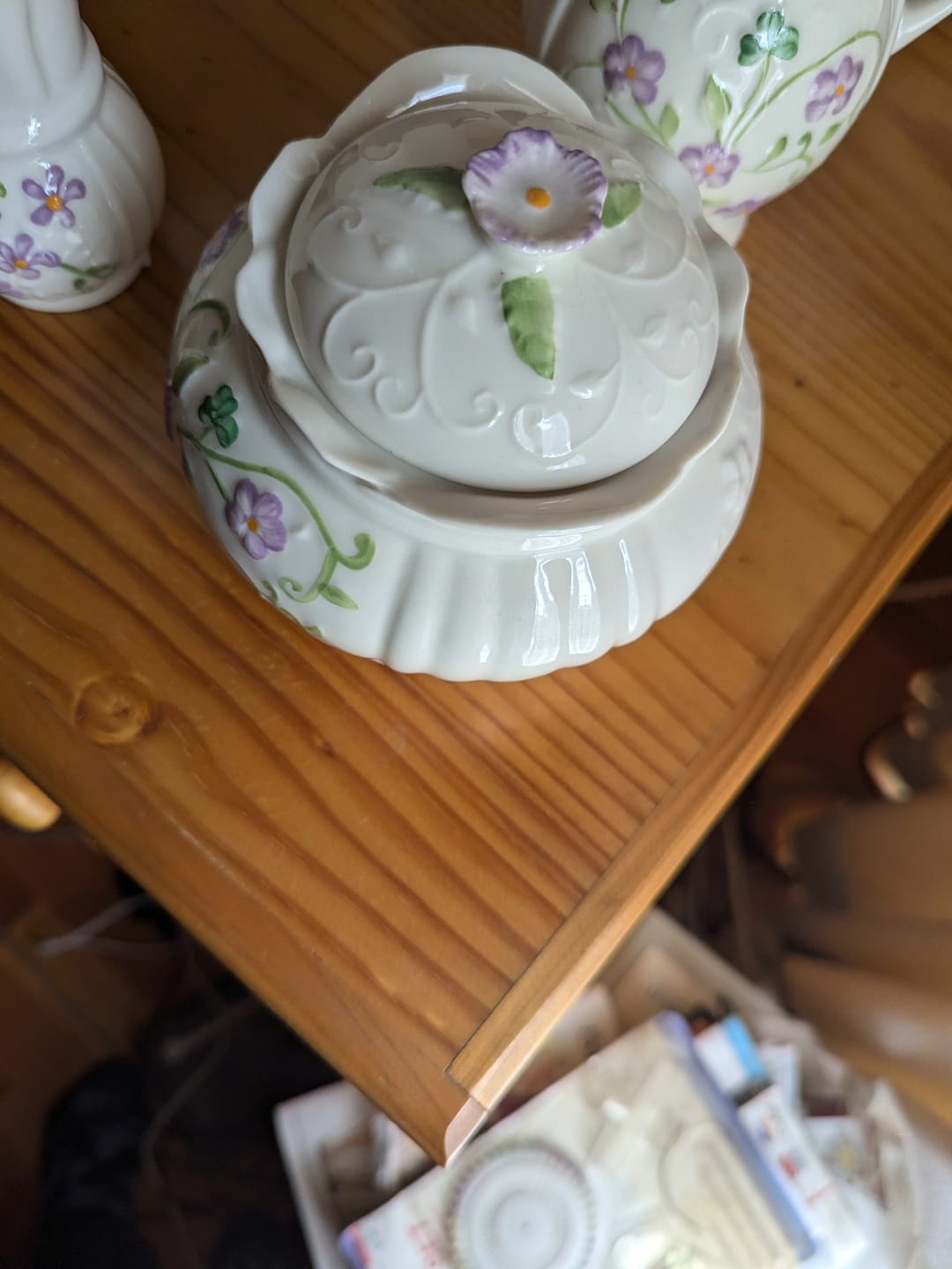 Customer photo review of Belleek Classic Irish Flax Gift Box