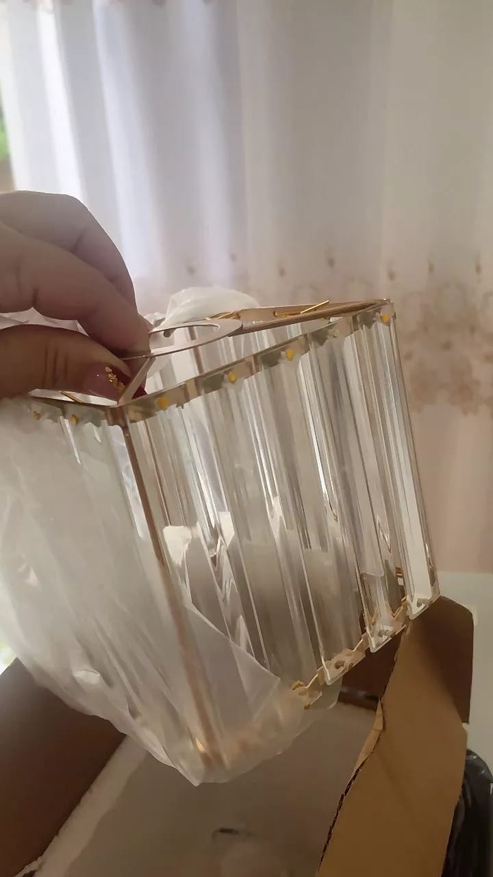 Customer photo review of Luminária de Teto Sofisticada Cúpula de Vidro Bivolt