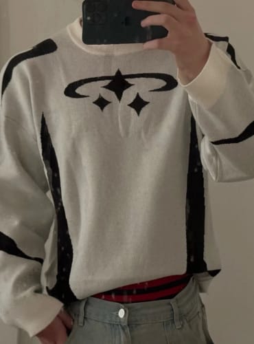 Customer photo review of Vencae™ SWEATER - GALASTY