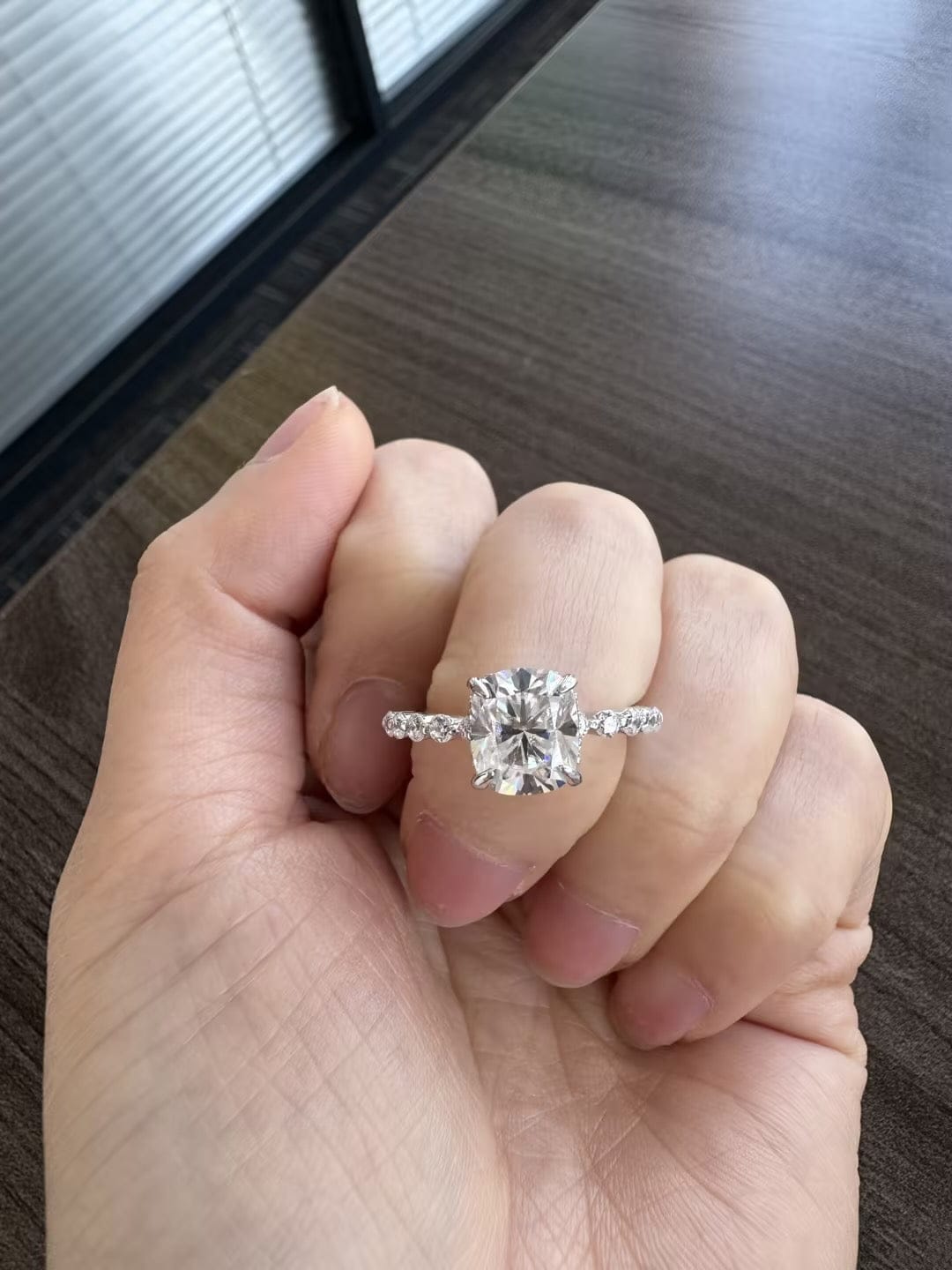 Customer photo review of Rodiffy Moissanite 2.0 Ct White Gold Cushion Cut Bridal Ring