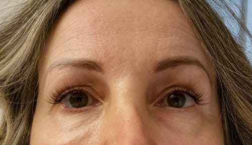 Customer photo review of Natural Pre-mapped Pre-Glued Lashes