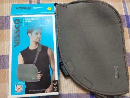 Customer photo review of Arm Pouch Sling (Mild Support)| Provides Support to the Shoulder & Arm (Grey)