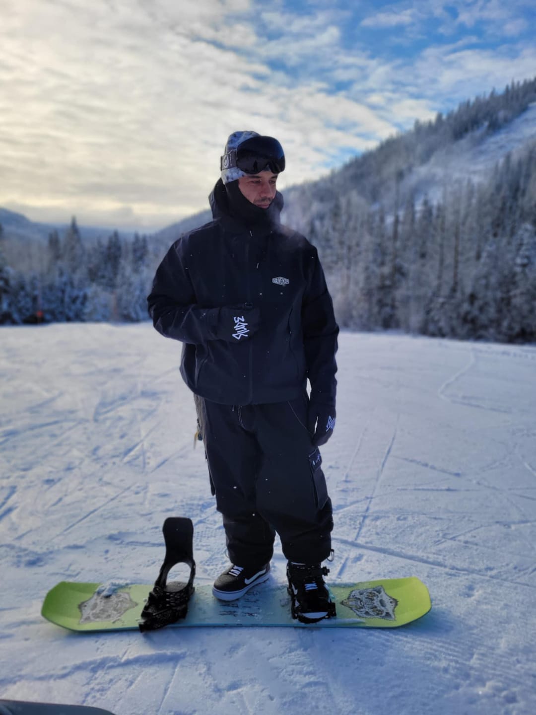 Customer photo review of The Emily Snow Goggle - Gasolina Lens