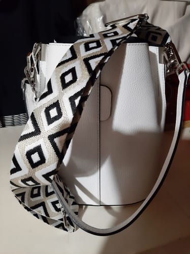 Customer photo review of GIOVANNAL - BLU