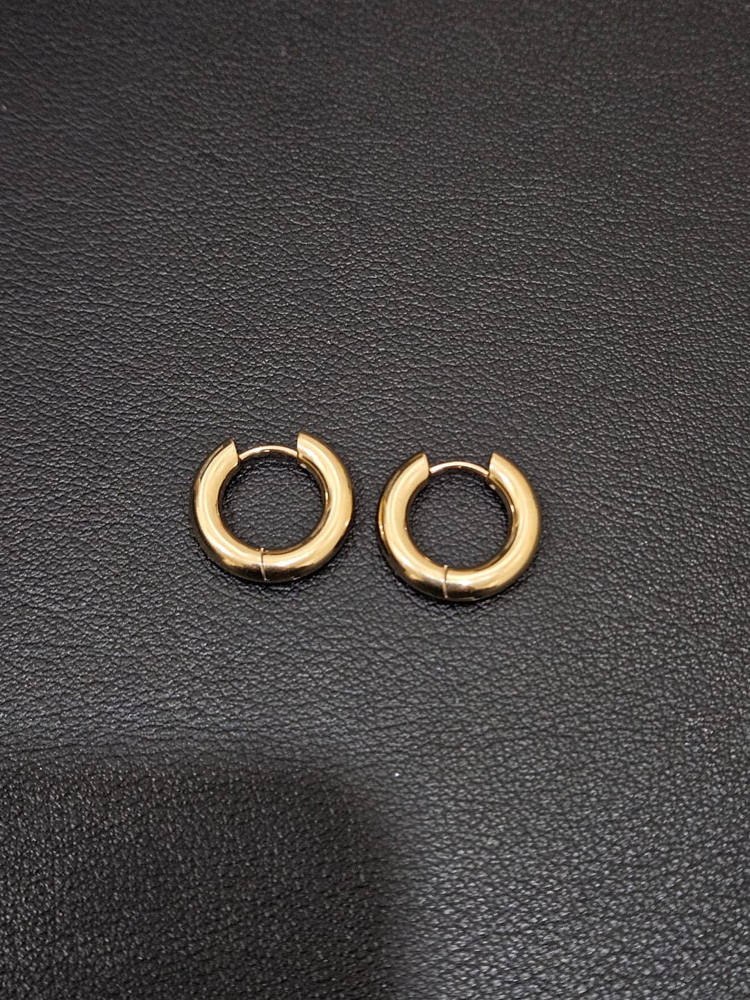 Customer photo review of Chunky Endless Hoops