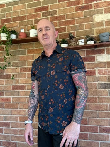 Customer photo review of Men's Summer Floral Navy Blue Button Up Short Sleeve Cotton Shirt