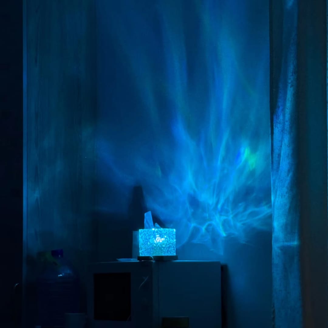 Customer photo review of Nordlicht Lampe mit 16 Farben - AuroraGlow