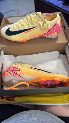 Customer photo review of Nike Mercurial Vapor 16 Elite FG Kylian Mbappe