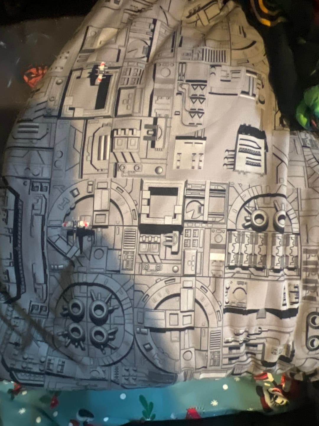 Customer photo review of Star Wars™ "That's No Moon" – Performance Hoodie