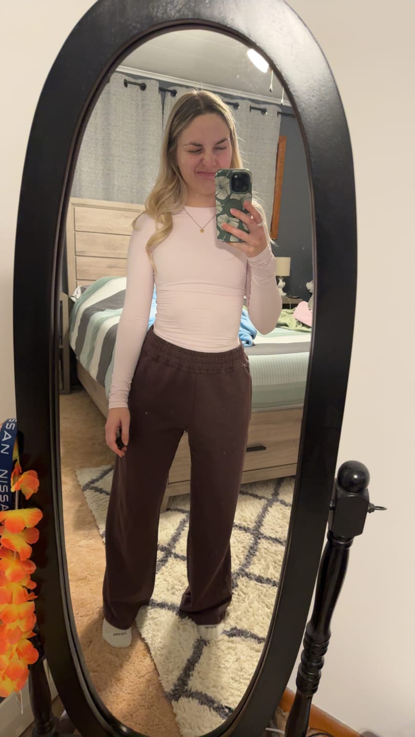 Customer photo review of W260 - Rebel Straight Leg Joggers