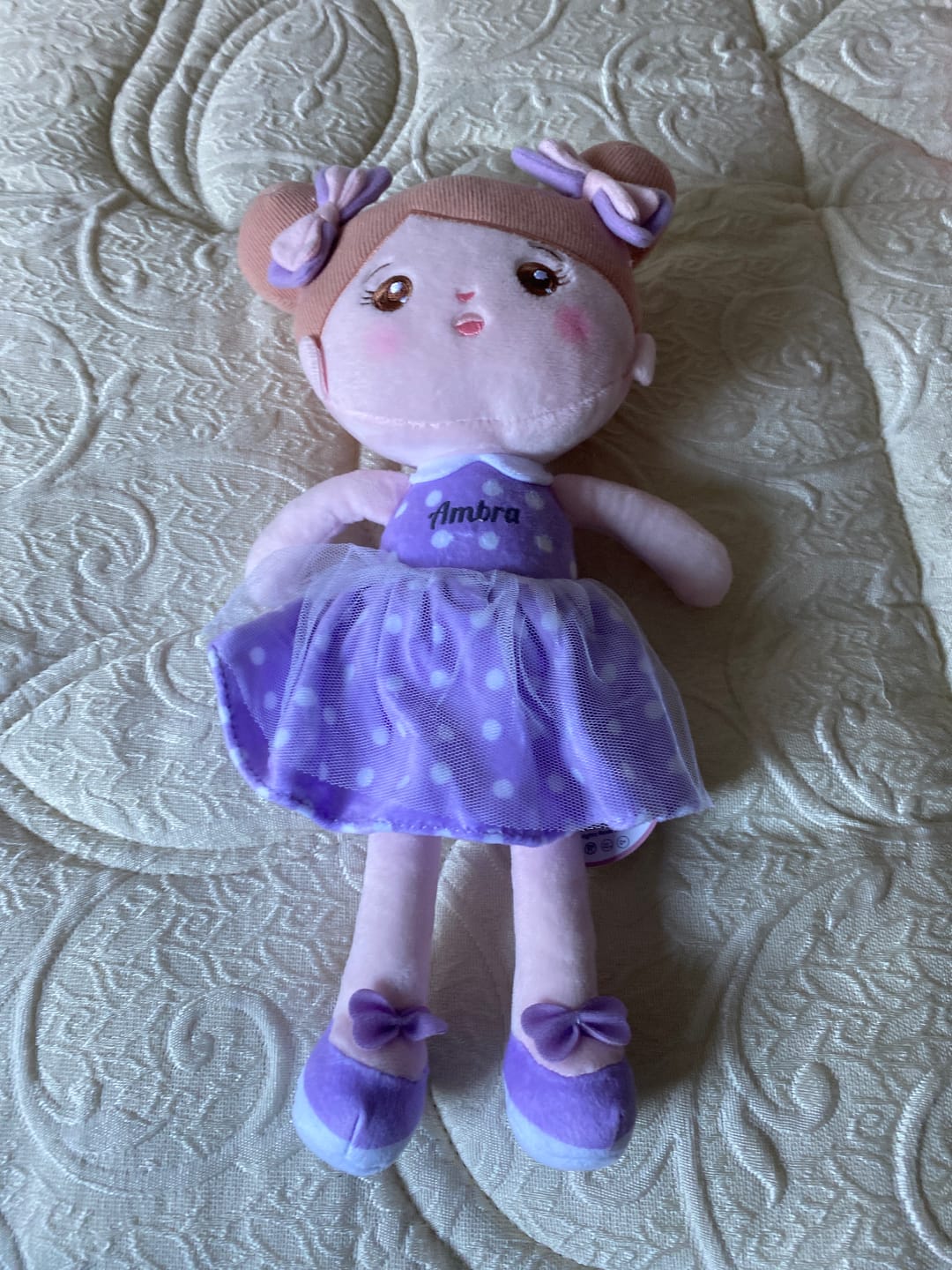 Customer photo review of Personalisierte Plüschpuppen mit Offenen Augen im Kleid mit Lila Punkten