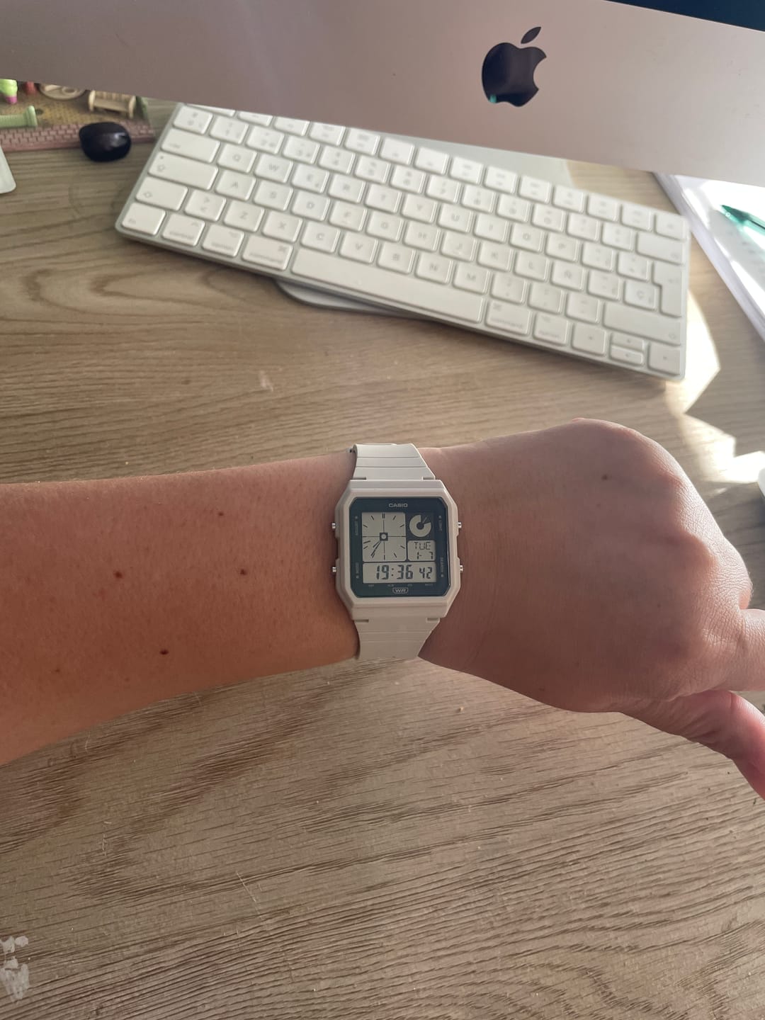 Customer photo review of Reloj Casio Vintage LF-20W-8ADF Twin-Graph Reissue Resina