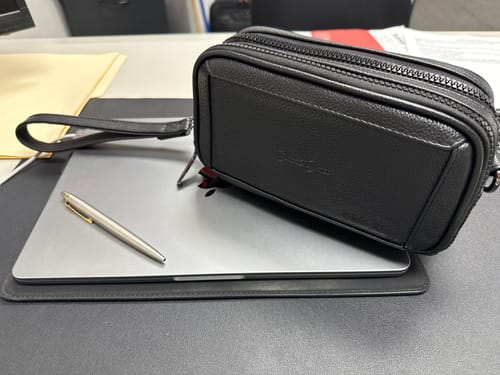 Customer photo review of Crossbody Sinaloa XS Negro Flotter