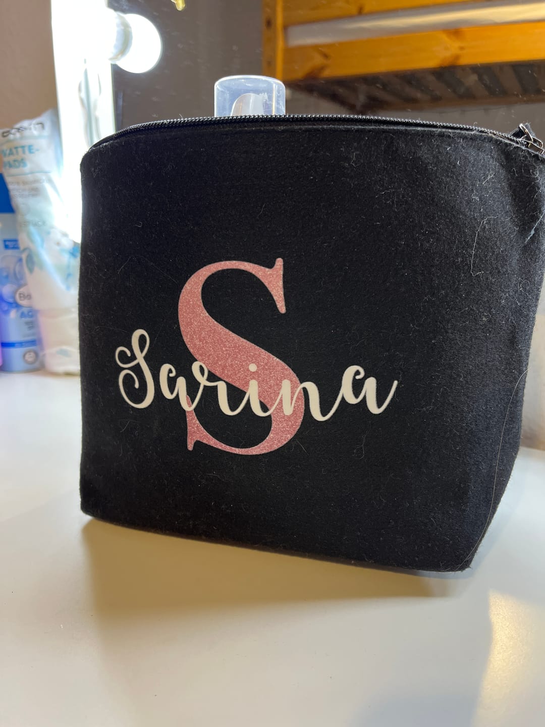 Customer photo review of Initiale - Individuelle Kosmetiktasche Filz