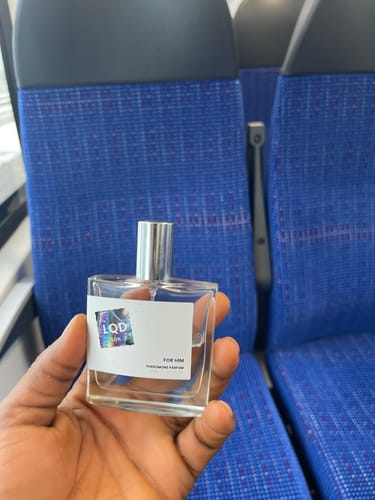 Customer photo review of Liquid London Stickers