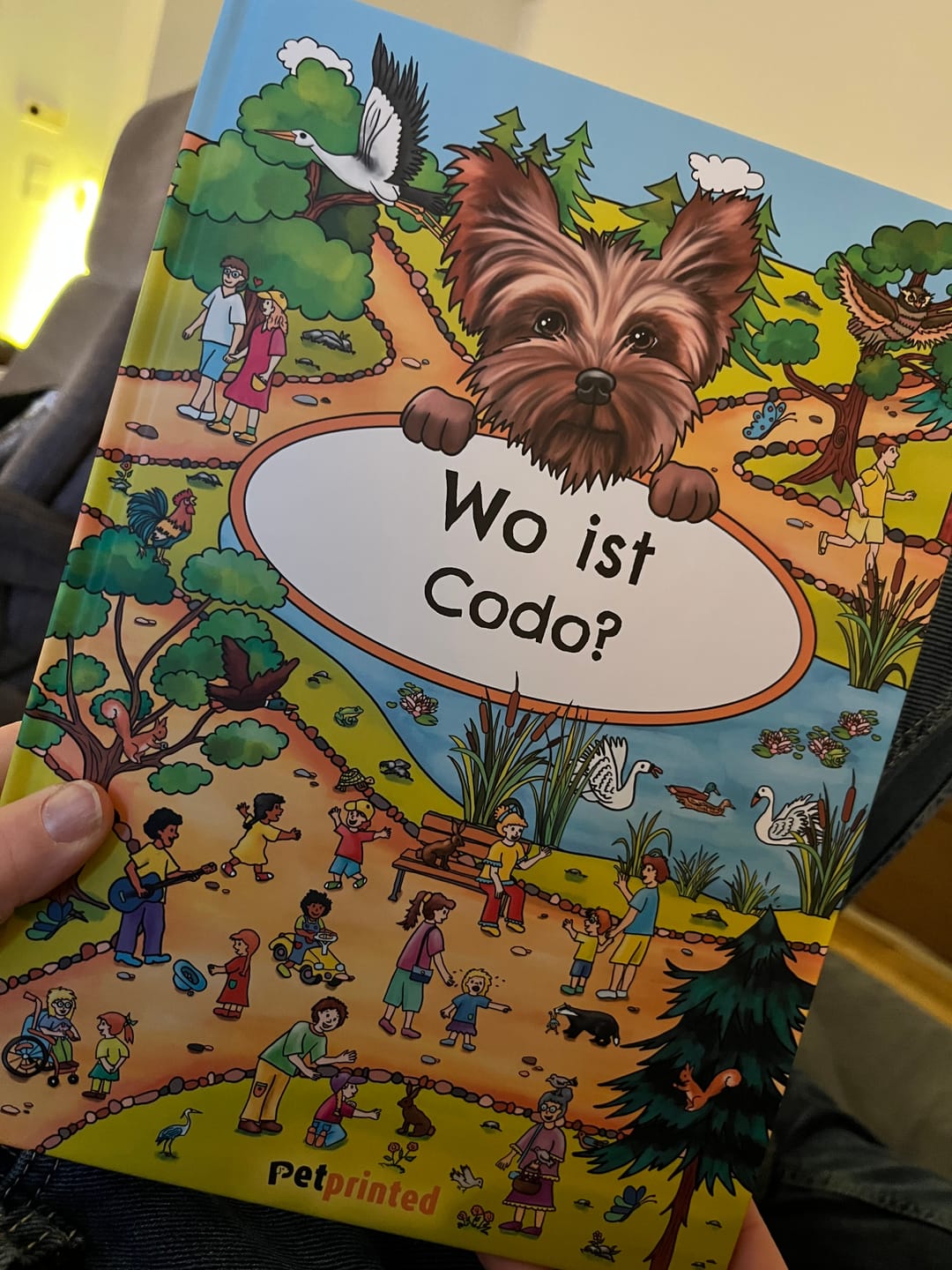 Customer photo review of Wo bist du? - Personalisiertes Hunde-Wimmelbuch