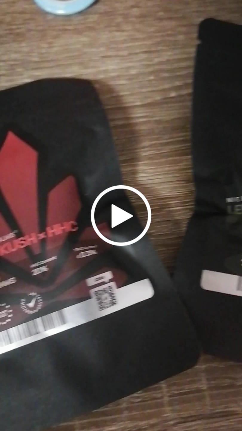 Customer video review of LEMON COOKIES x 10% THCP