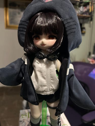 Customer photo review of TinyFox 'Poison' 1/6 Points Angel Body Action Figure