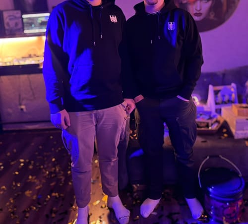 Customer photo review of Hoodie - Black - Adler