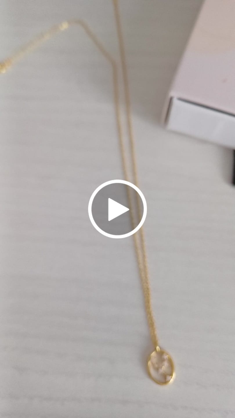 Customer video review of Collar Signos Brillantes
