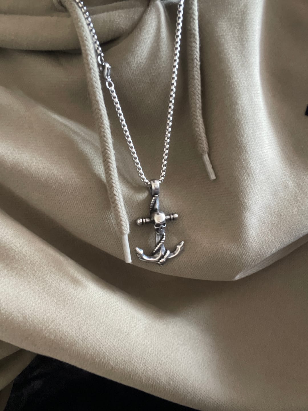 Customer photo review of SKULLED ANCHOR.